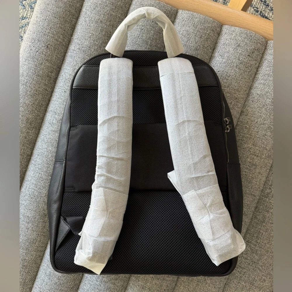 Nisolo Alex leather commuter backpack
